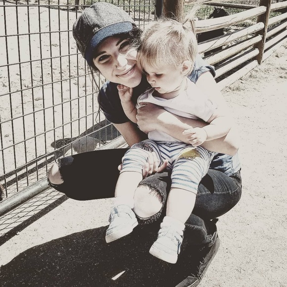 Meet Your Posher - Picture 2 of 2